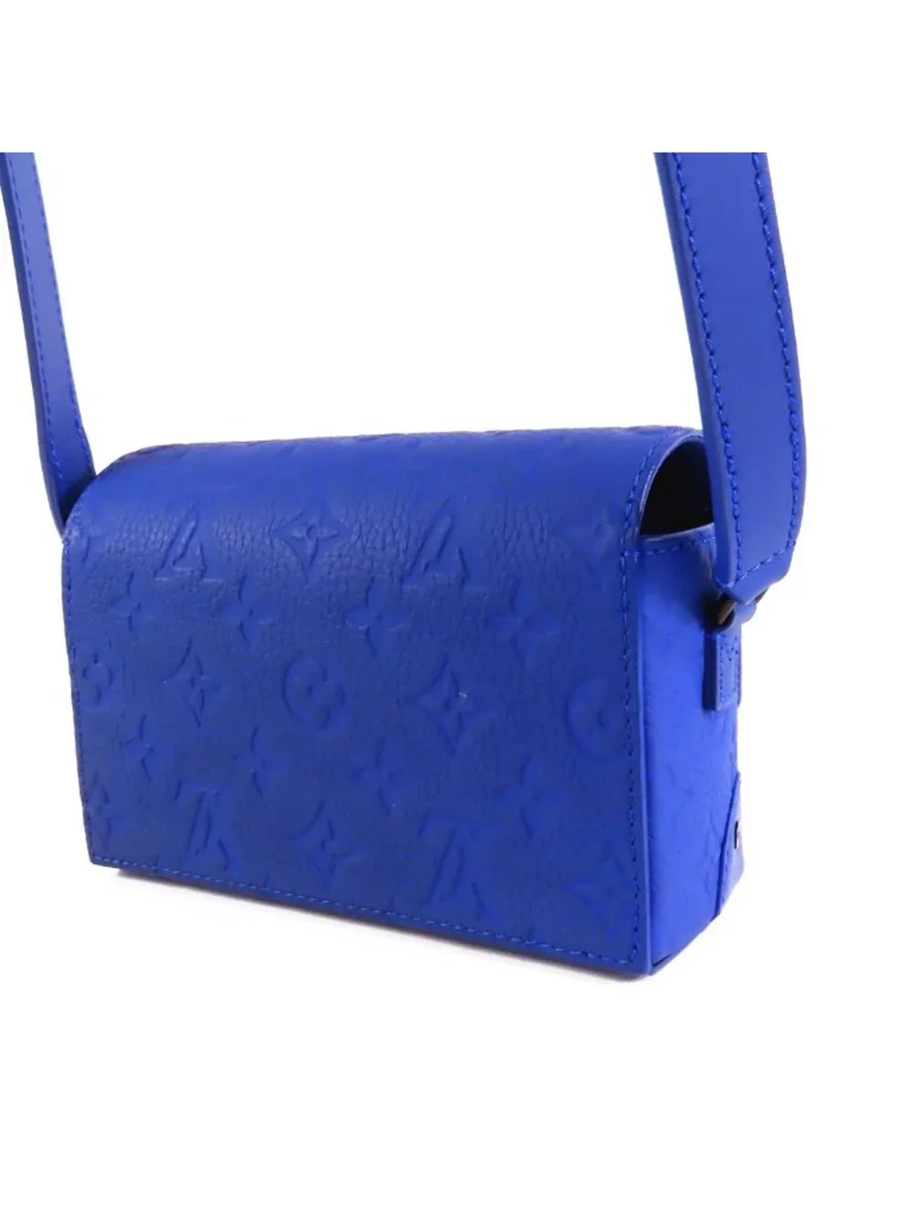 Louis Vuitton Steamer Wearable Wallet Blue Monogram Taurillon Shoulder Bag